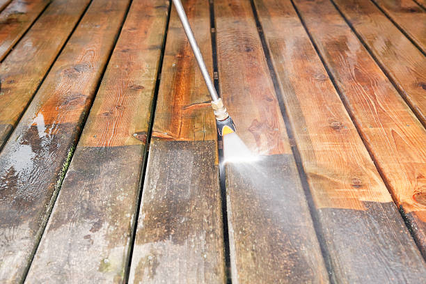 Why Choose Our Certified Pressure Washing Experts for Your Project Needs in Brookston, IN?